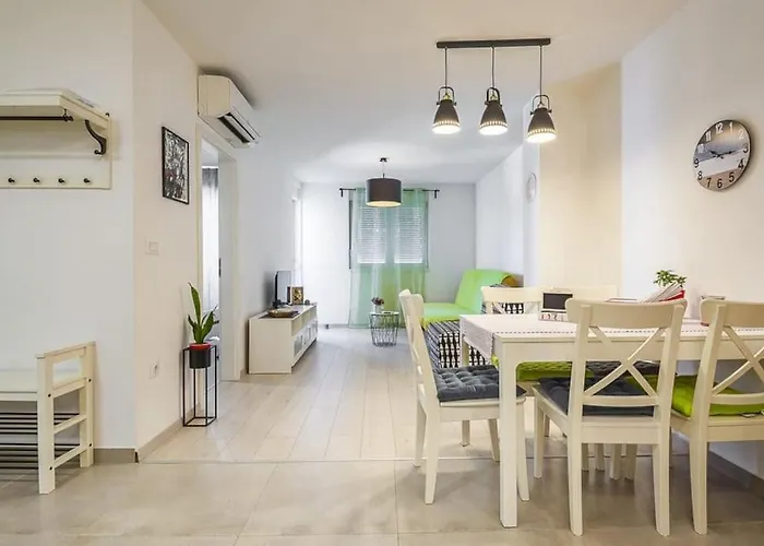 Delux Apartman Póla